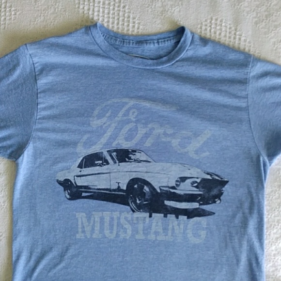 Ford Other - Ford Mustang t-shirt Small